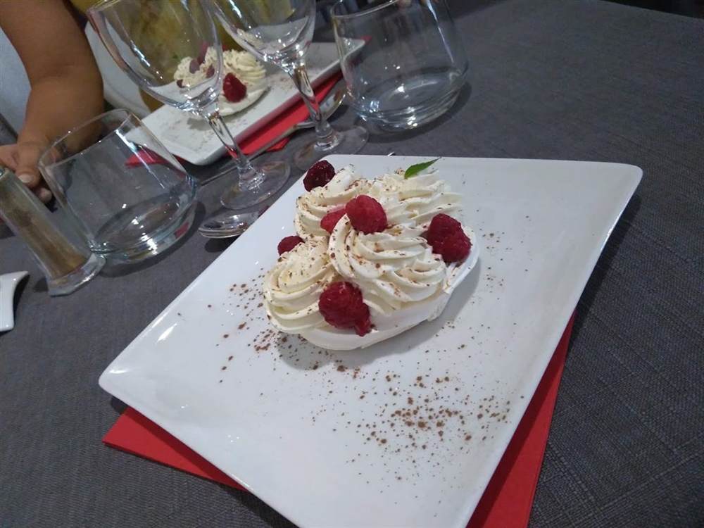 Pavlova aux framboises